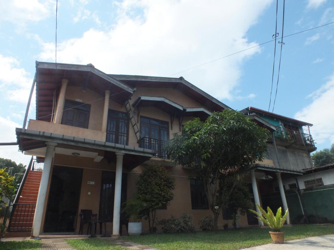 Hillsview Rest & Guest House Matale Buitenkant foto