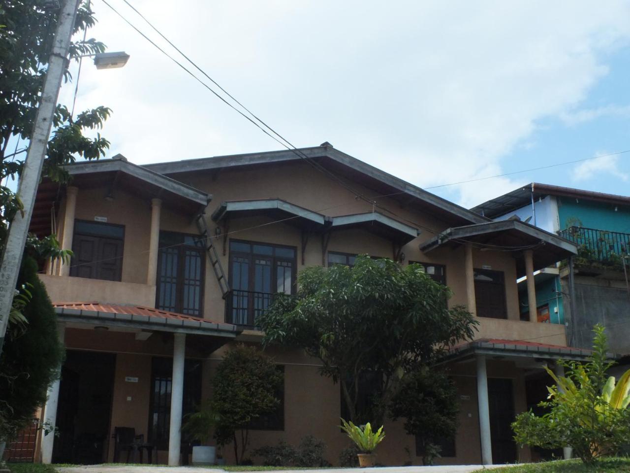 Hillsview Rest & Guest House Matale Buitenkant foto
