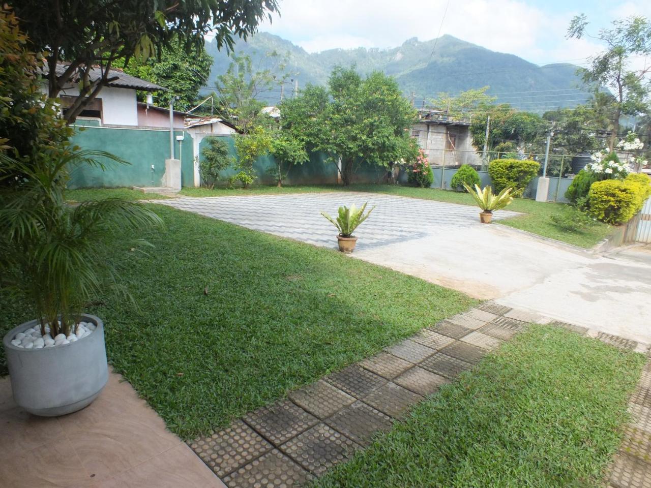 Hillsview Rest & Guest House Matale Buitenkant foto