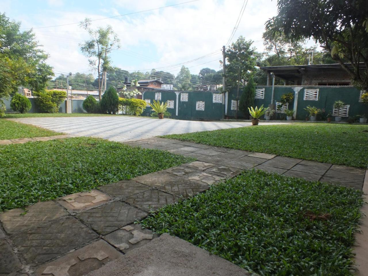 Hillsview Rest & Guest House Matale Buitenkant foto